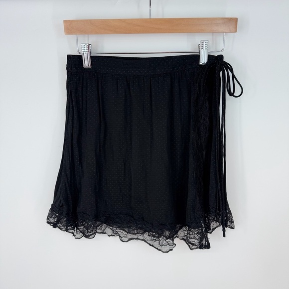 Intimately by Free People Black Lace Lightweight Asymmetrical Mini Wrap Skirt - Picture 1 of 4